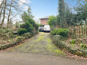 Front External- click for photo gallery